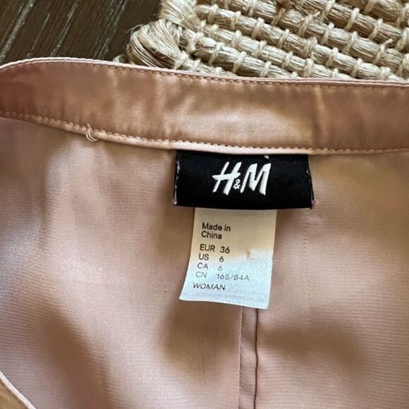 H&m Light Satin Blush Prairie Style Dress - Picture 14 of 14